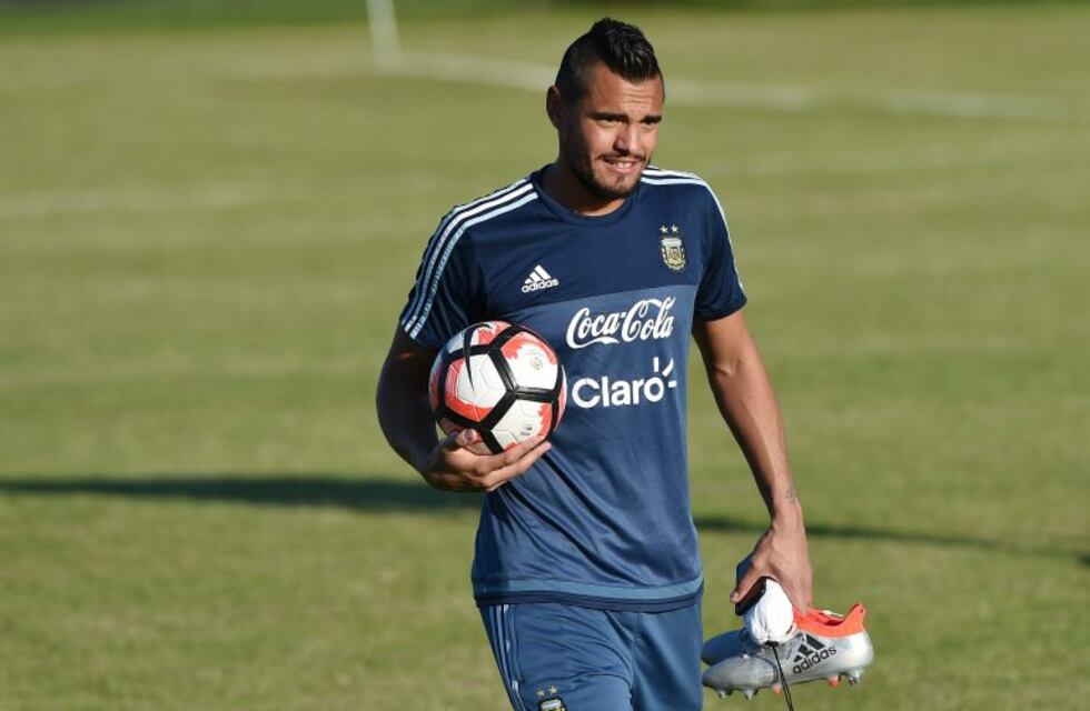 Polémica declaración de Sergio Romero: "Mis amigos van a volver a la Selección"