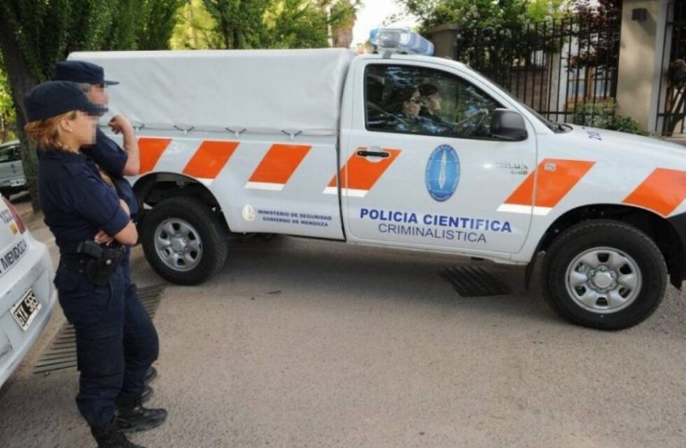 Violento y millonario asalto en Godoy Cruz
