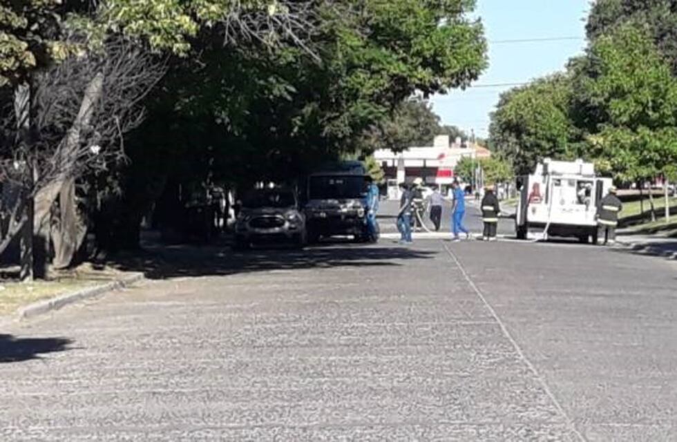 Roca: desactivan un artefacto explosivo arrojado en la vía pública