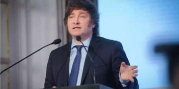 El político había dado indicios del apodo que le asignó a Fátima Flórez