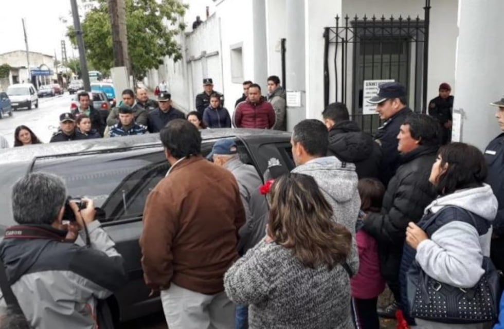 Despidieron los restos de Sheila Ayala en San Miguel