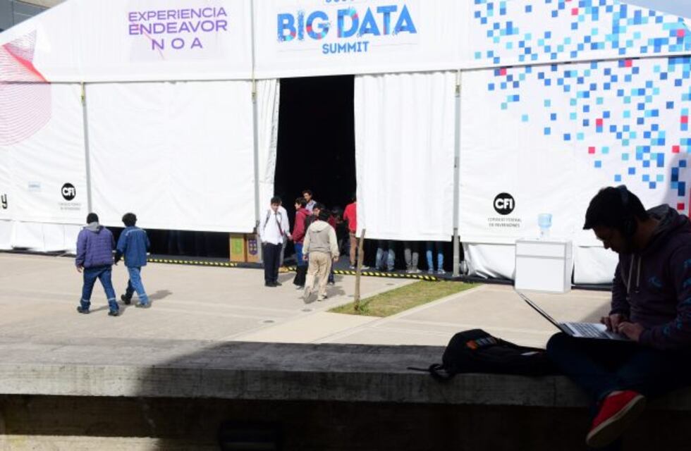 Comienzan dos días de exposiciones sobre Big Data e Inteligencia Artificial, en Jujuy