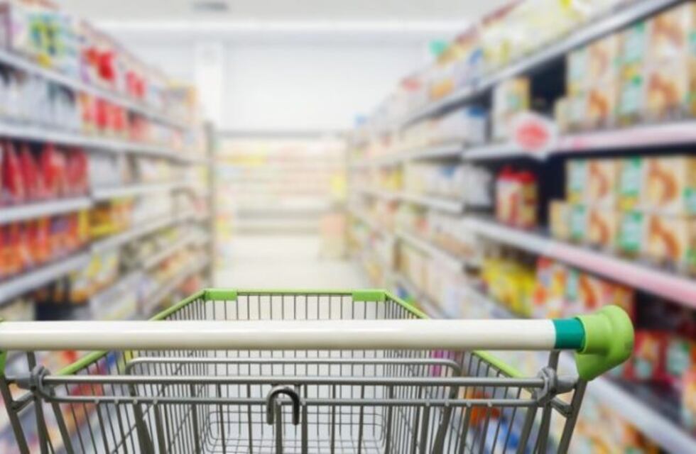 Intensifican medidas de prevención en supermercados y comercios