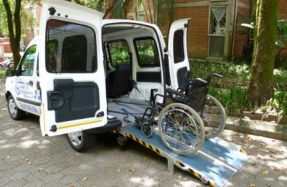 Modifican plazos de vigencia de libre tránsito y estacionamiento para discapacitados