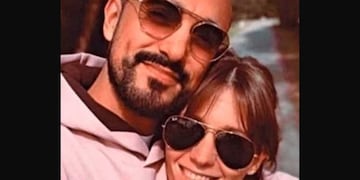 Abel Pintos junto a su pareja, Mora Calabrese\u002E