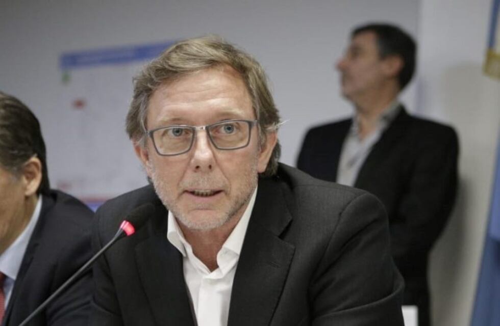 Bahillo: La extinción de dominio debe hacerse a través de una Ley del Congreso