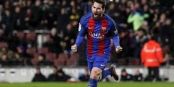 GRA484. BARCELONA, 11/01/2017.- El delantero argentino del FC Barcelona Leo Messi celebra tras marcar el tercer gol ante el Athletic de Bilbao, durante el partido correspondiente a la vuelta de los octavos de final de la Copa del Rey disputado esta noche en el Camp Nou, en Barcelona. EFE/Quique Garcu00eda