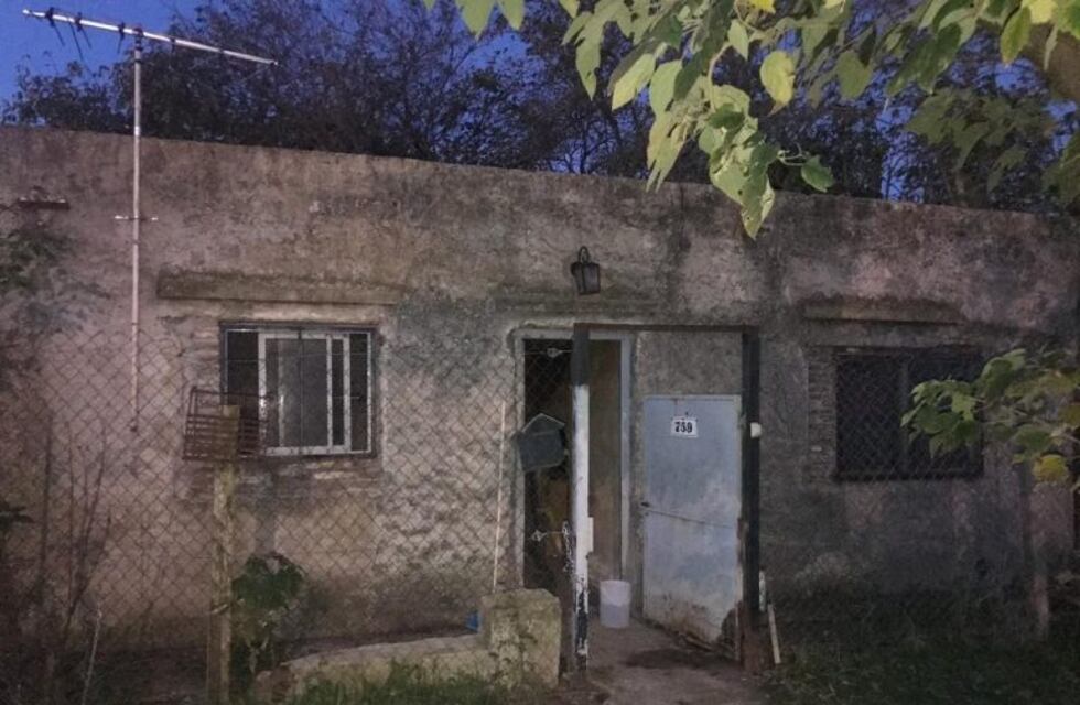 Compró una casa y encontró un cadáver en una de las habitaciones