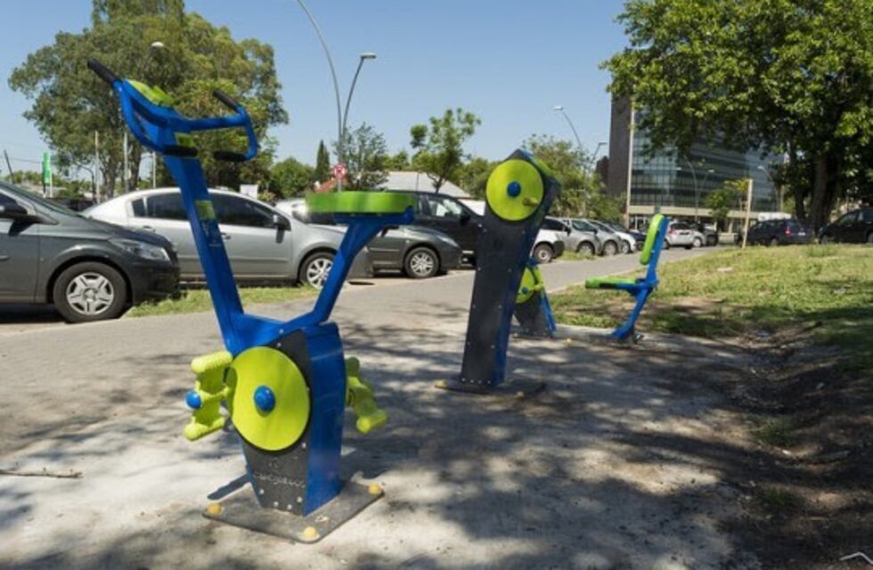 Para cargar el celu: habilitaron una estación aeróbica que produce energía