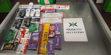 Atraparon a dos niñas que habían robado golosinas en un supermercado de Mar del Plata (Foto: 0223)