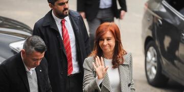 Cristina Kirchner arriba a los tribunales de Comodoro Py para la segunda audiencia por la causa Vialidad\u002E Foto: Federico López Claro