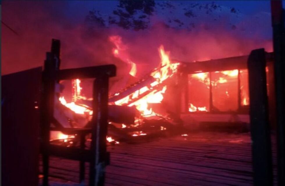 Incendio en La Hoya: se trabaja para que la temporada continúe