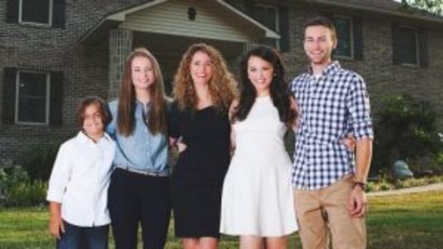 Construyu00f3 una casa mirando tutoriales en Youtube.