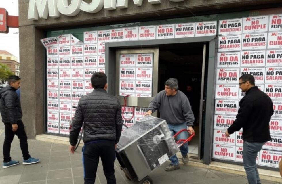 Olavarría: autorizan a embargar mercadería de Musimundo por falta de pago