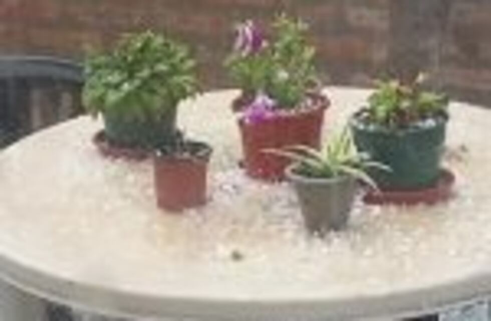 Fuerte tormenta de granizo en seco en Villa María