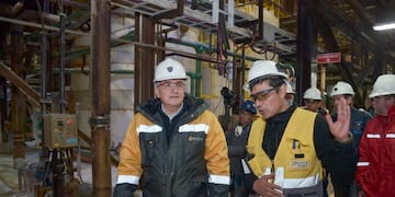 Morales en la planta de Minera Exar, en la Puna jujeña