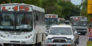 El jueves podría haber un paro de colectivos por un reclamo salarial de los trabajadores de UTA\u002E