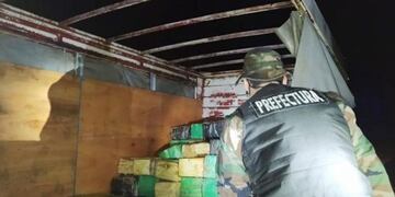 Incautan 3,4 toneladas de marihuana un camión en Corpus