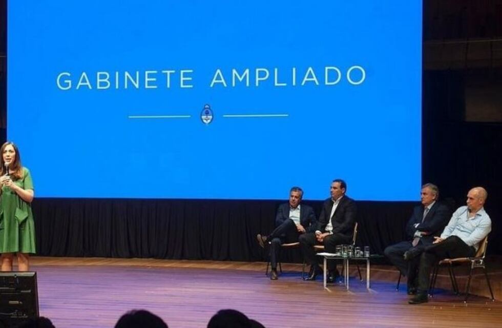Valdés participó de la reunión de Gabinete Ampliado de Macri