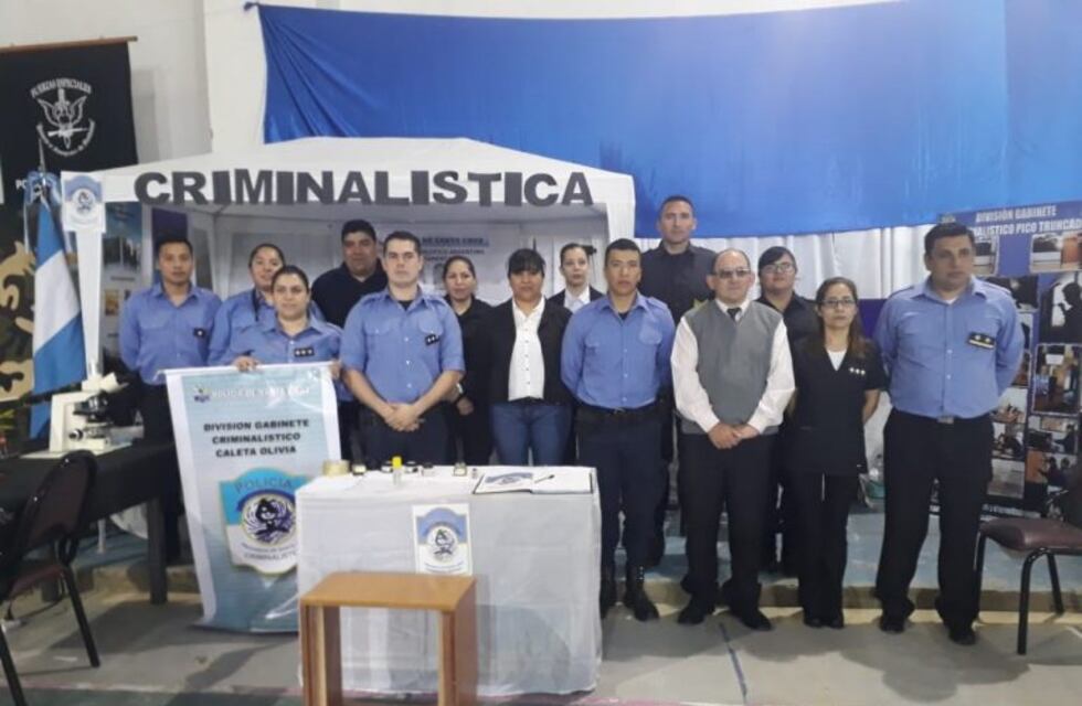 Comenzó la Expo Policial en el Gimnasio Mosconi
