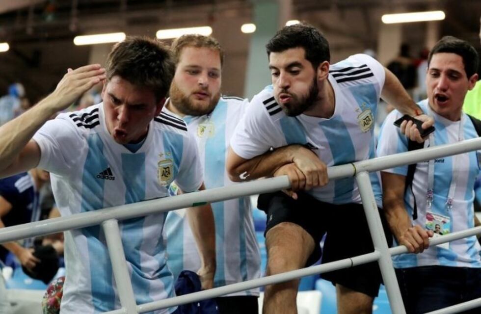 Todos contra Jorge Sampaoli: la hinchada lo insultó al final del partido