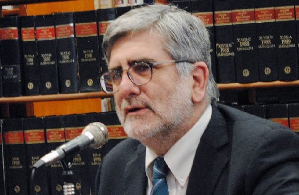 Sobreseen al exjuez Pablo Baca en causa por abuso sexual