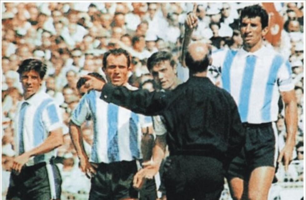 El lado oculto de los Mundiales: Inglaterra 1966, animals