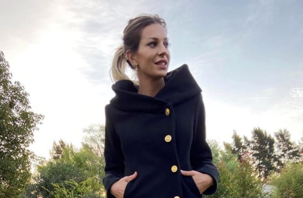 Noelia Marzol comenzó el día en ropa interior saludando desde la cama