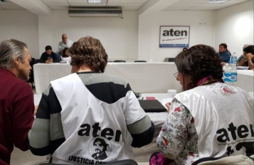 Tras 40 días de paro, los docentes resolverán si aceptan la nueva propuesta del Gobierno