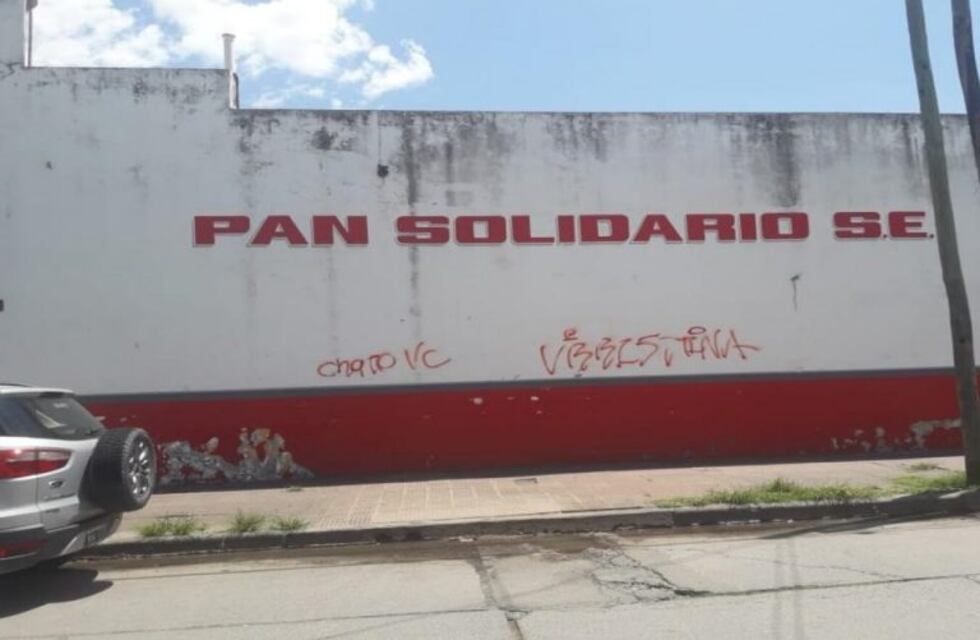 Denuncian falta de pagos a los trabajadores de la Panadería Social