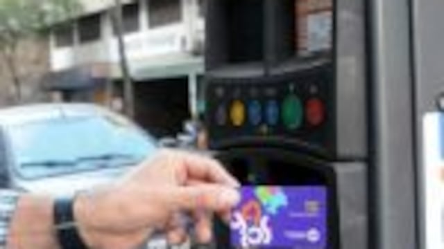 En la previa de las fiestas el estacionamiento medido estaru00e1 liberado en el centro.