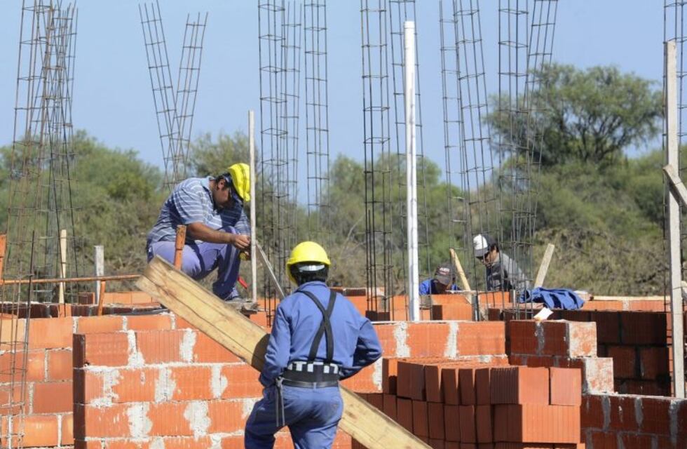 Constructoras piden la emergencia del sector y medidas para mantener el empleo