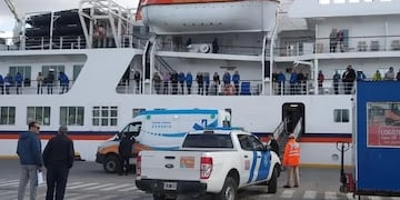 Controles de Coronavirus en el puerto de Ushuaia\u002E