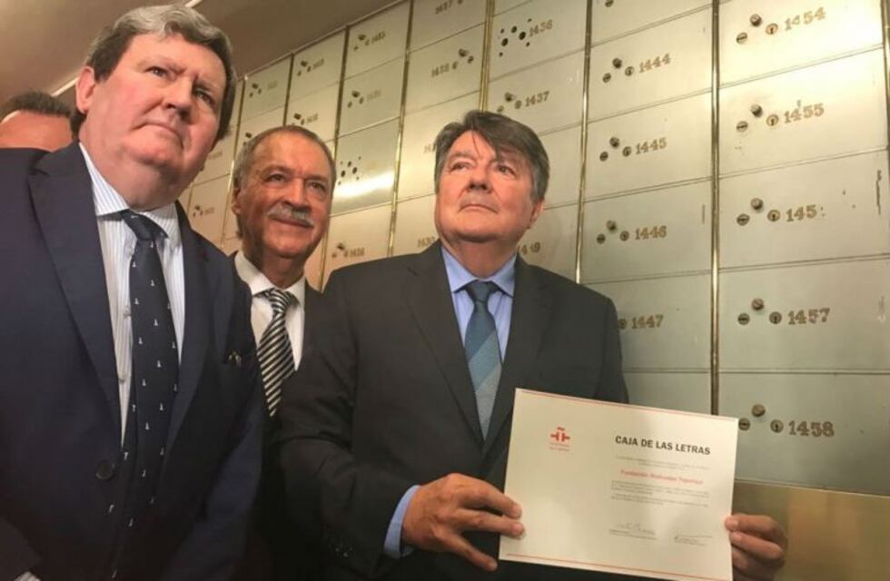 Atahualpa Yupanqui ya forma parte de la Caja de la literatura mundial