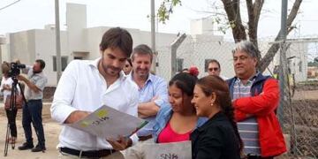 Las viviendas están ubicadas en zona oeste, entre barrios Ginés García y San Francisco\u002E (SN Ciudad)
