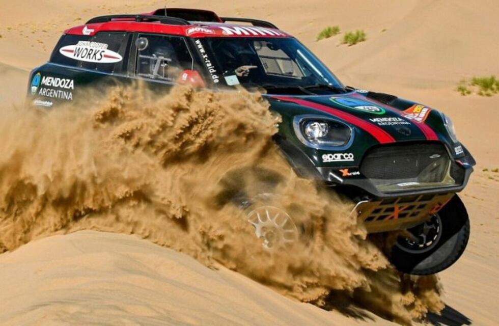 Dakar: Orly Terranova, el primer argentino que lidera la general de Autos