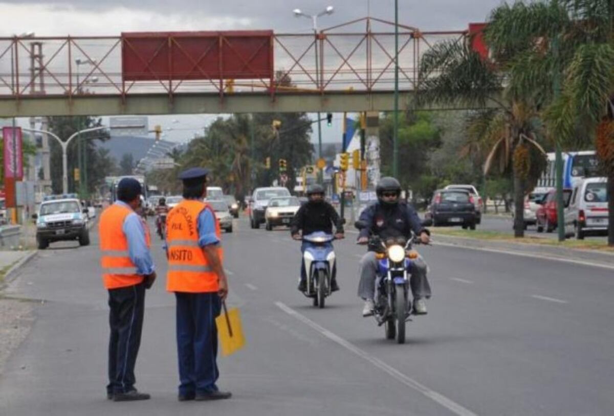 Inspectores de tránsito, Salta\u002E (Web)