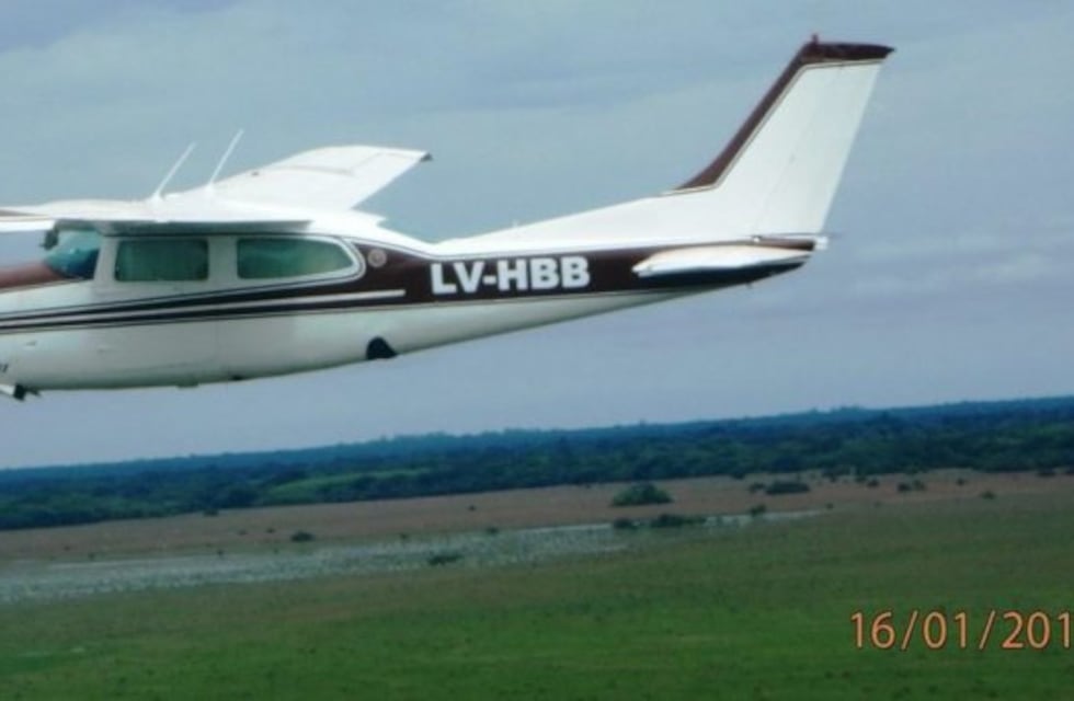 Aviones Pampa interceptaron a una avioneta ilegal que ingresó al espacio aéreo argentino