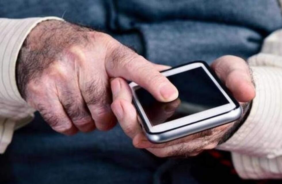 Ayudó a su abuelo con YouTube y se encontró con un tierno historial