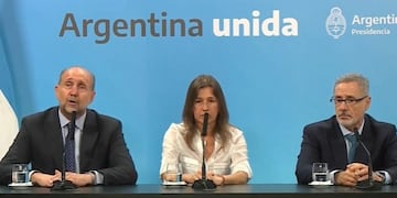 Perotti en la conferencia de prensa en Casa Rosada