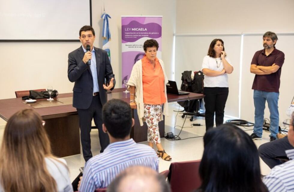 Diputados neuquinos se capacitaron en la Ley Micaela