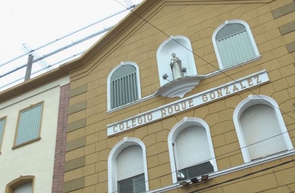 El drama de un joven posadeño que visitando Francia cayó en terapia intensiva