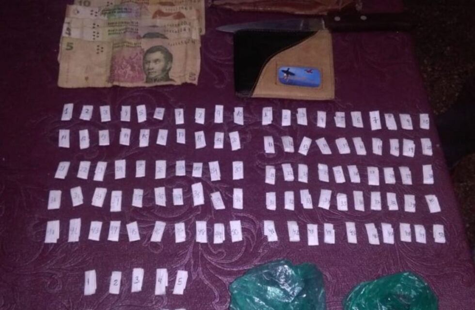 Detuvieron a dos jóvenes que vendían pasta base