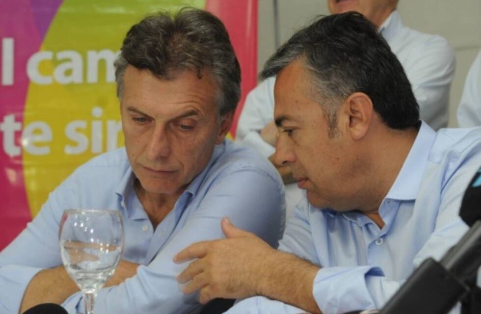 "Macri habla y Cornejo hace, es el hombre más obediente que tiene"