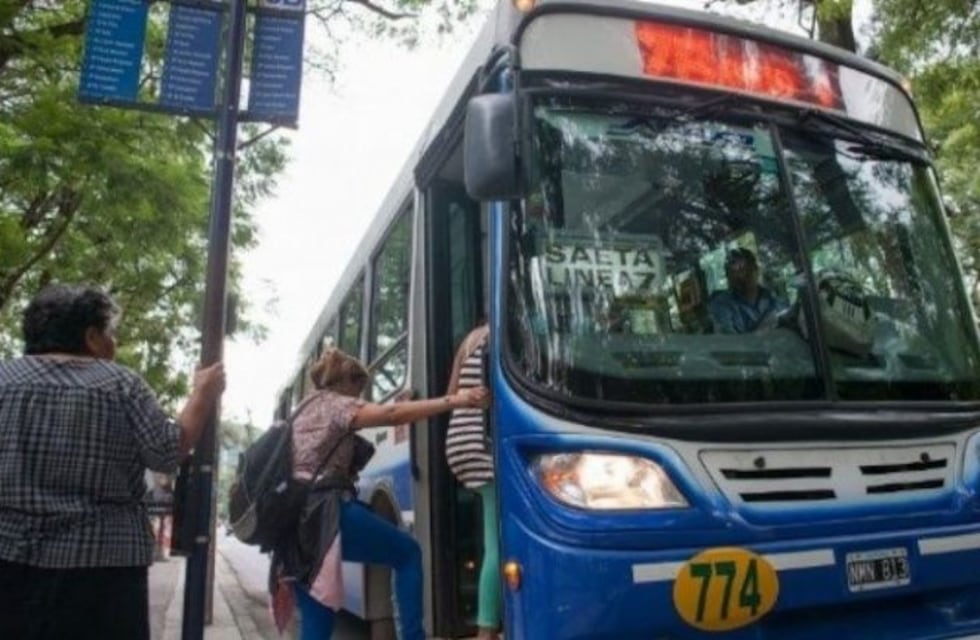 No habrá colectivos nocturnos este fin de semana largo