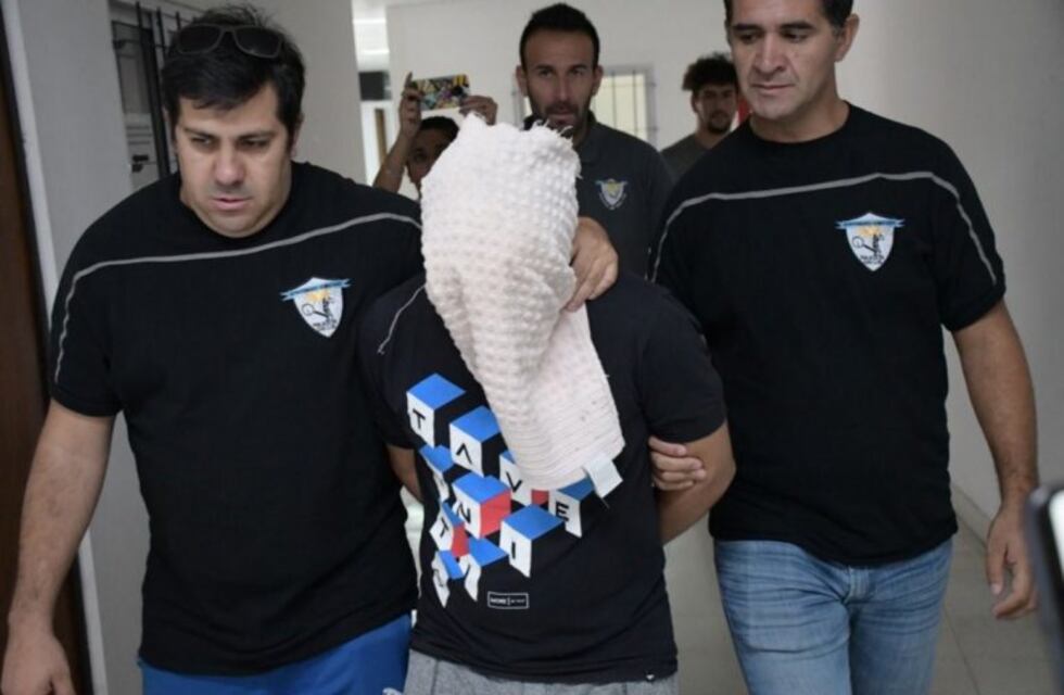 A Mónica Ramos la mataron de 20 puñaladas y trataron de ocultar el robo con el incendio