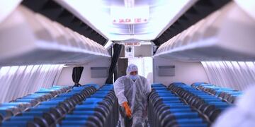 Los vuelos regresaron con estrictas medidas sanitarias\u002E