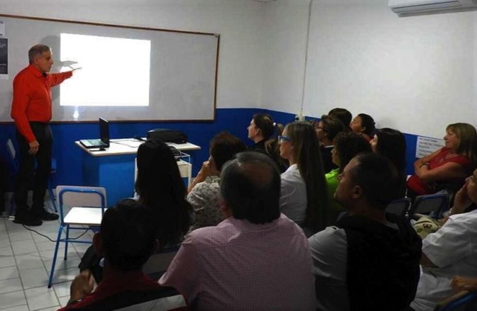 Coronavirus: capacitaron a personal del Hospital Municipal Eva Perón