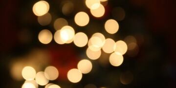 VIDEO: Así luce el árbol navideño en Arroyito