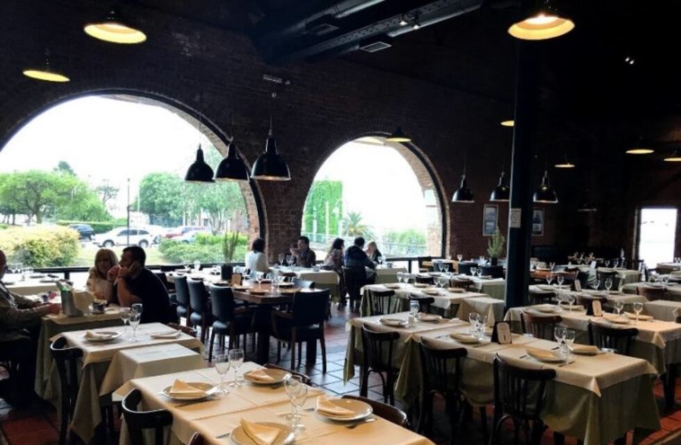 Polémica por la concesión de Puerto España: advierten al municipio por incumplir una ordenanza durante 23 años